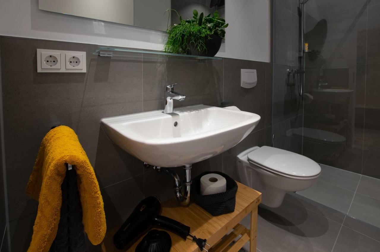 Livin63 Studio Apartments โฮสบาค ภายนอก รูปภาพ