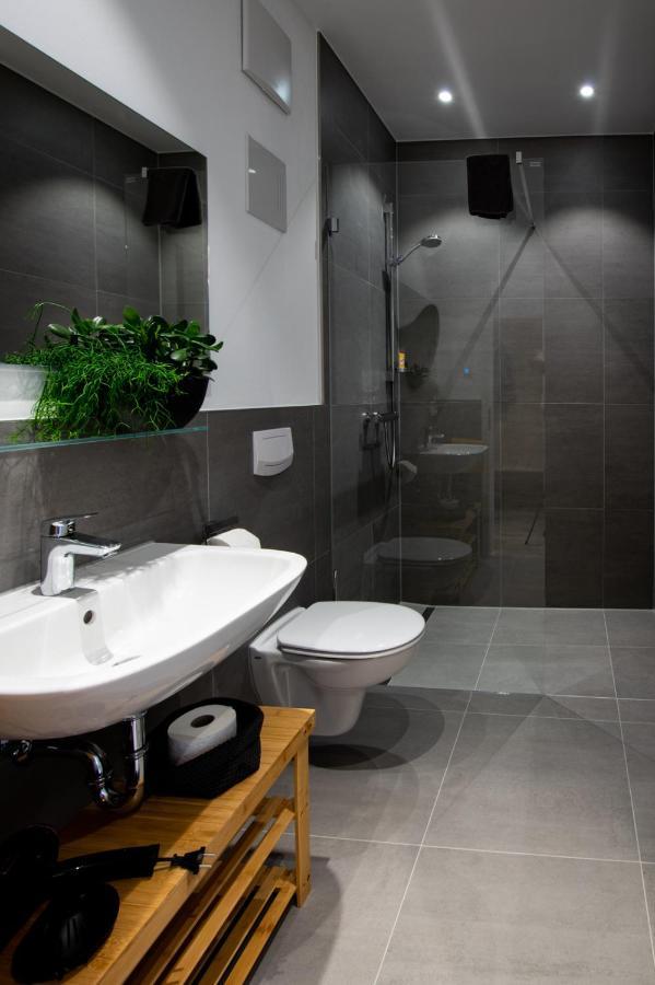 Livin63 Studio Apartments โฮสบาค ภายนอก รูปภาพ